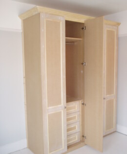 Freestanding Wardrobe